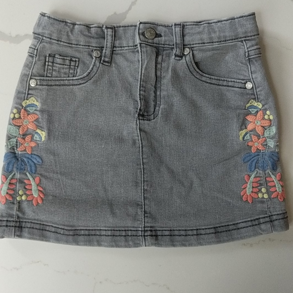 Spanish brand Gocco denim skirt